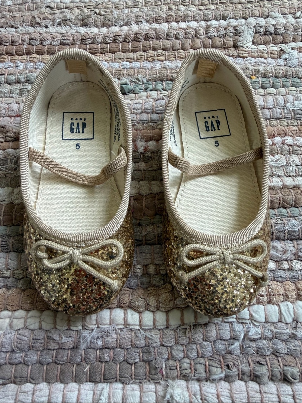 NEW Baby Gap Gold Glitter Ballet Flats Size 5